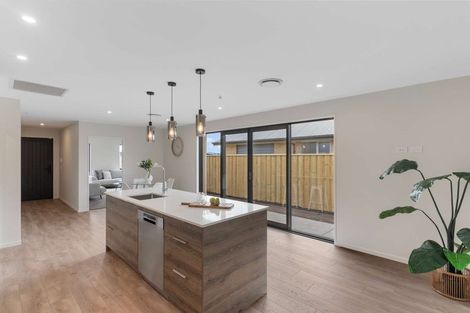 Photo of property in 16 Rudd Street, Woodend, 7691