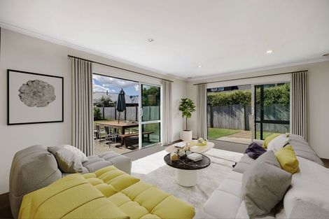 Photo of property in 29 Lochnagar Drive, Lake Hayes, Queenstown, 9304