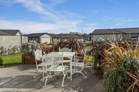 Photo of property in Waterview Estate, 86/4 Greystone Place, Omokoroa, 3114