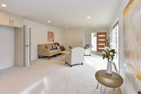 Photo of property in 16a Alexander Street, Cockle Bay, Auckland, 2014