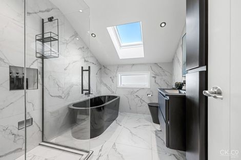 Photo of property in 20 Saint James Avenue, Boulcott, Lower Hutt, 5011