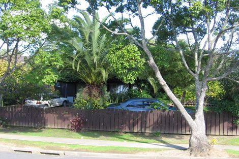 Photo of property in 15 Maytime Street, Clover Park, Auckland, 2023