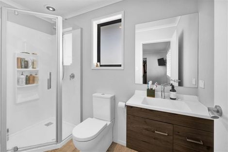 Photo of property in 8 The Terrace, Bell Block, New Plymouth, 4312