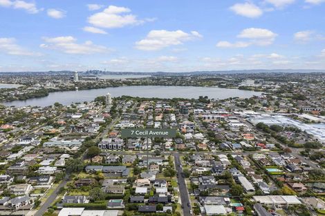 Photo of property in 7 Cecil Road, Milford, Auckland, 0620