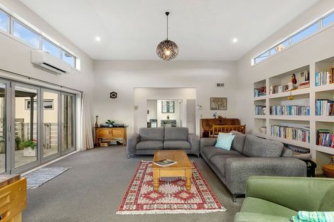 Photo of property in 2 Wangapeka Way, Aotea, Porirua, 5024