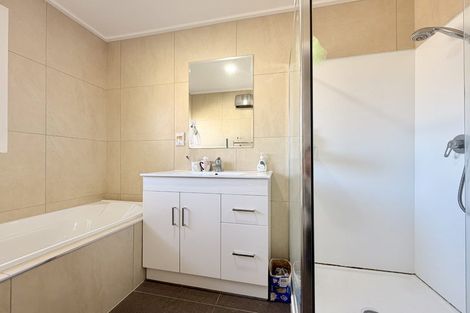 Photo of property in 1/6 Colum Place, Bucklands Beach, Auckland, 2014