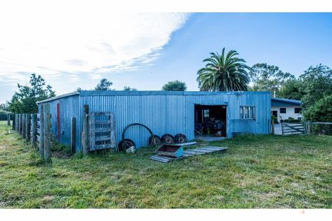 Photo of property in 72 Timaru Road, Waimate, 7924