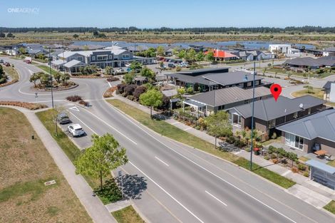 Photo of property in 43 Pegasus Boulevard, Pegasus, 7612