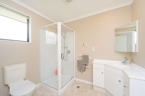 Photo of property in 189 Ruapehu Drive, Fitzherbert, Palmerston North, 4410