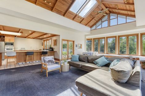 Photo of property in 77 Whitby Road, Wakefield, 7025