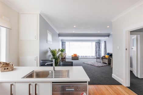 Photo of property in 37 Harris Street, Marton, 4710