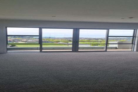 Photo of property in 1/63 Kestev Drive, Flat Bush, Auckland, 2016