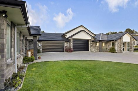 Photo of property in 74e Solway Road, Whitford, 2576