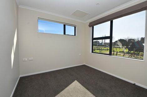 Photo of property in 114 Brooklyn Road, Carterton, 5713