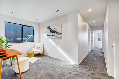 Photo of property in 9 Tiller Street, Hobsonville, 0616
