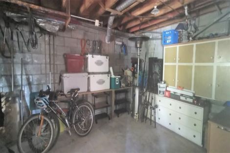 Photo of property in 1 Huia Street, Waikawa, Picton, 7220