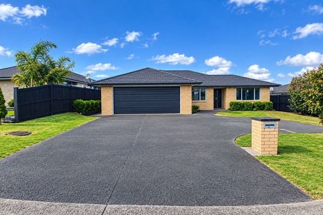 Photo of property in 178 Helenslee Road, Pokeno, 2472