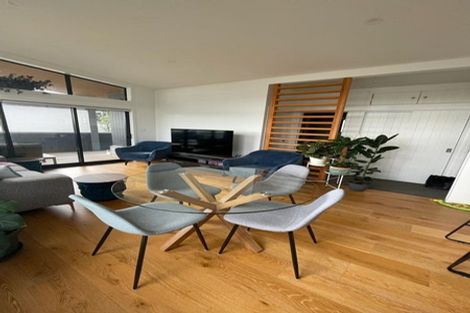 Photo of property in 6a Moffat Road, Red Beach, 0932