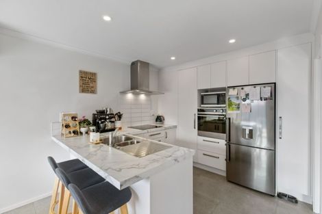 Photo of property in 14 Saint Michael Crescent, One Tree Point, 0118