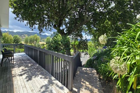 Photo of property in Cotswold Cottage B & B, 46 Maramarahi Road, Thames, 3578