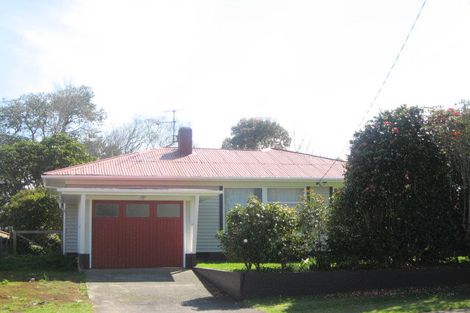 Photo of property in 64 Brois Street, Frankleigh Park, New Plymouth, 4310
