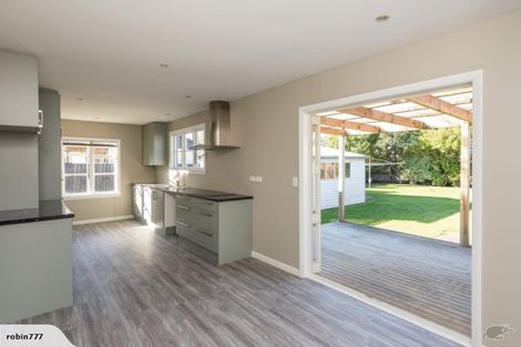 Photo of property in 36 Willryan Avenue, New Brighton, Christchurch, 8083
