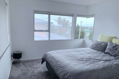 Photo of property in 217a Onewa Road, Birkenhead, Auckland, 0626