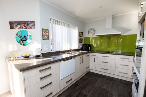 Photo of property in 9a Walton Place, Ngatea, 3503