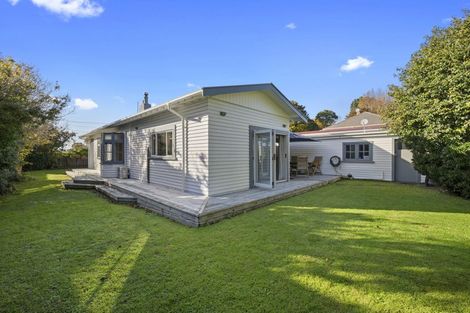 Photo of property in 15 Burns Street, Westown, New Plymouth, 4310
