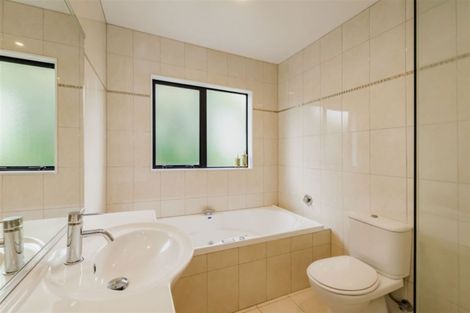 Photo of property in 1b Arawa Street, Raumati Beach, Paraparaumu, 5032