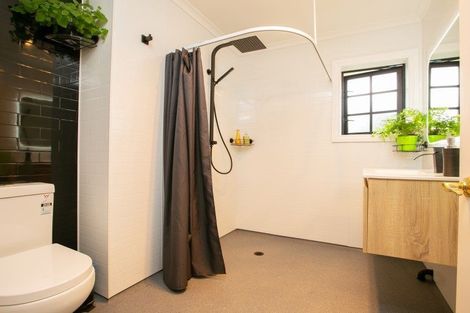 Photo of property in 44 Main Street, Greytown, 5712