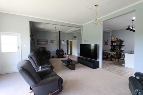 Photo of property in 2649 Pahiatua Pongaroa Road, Makuri, Pahiatua, 4989