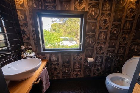 Photo of property in 2080 State Highway 1, Hukerenui, Hikurangi, 0182