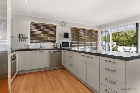 Photo of property in 109 Parker Road, Oratia, Auckland, 0604