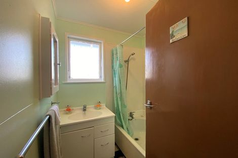 Photo of property in 9 Short Street, Waitara, 4320