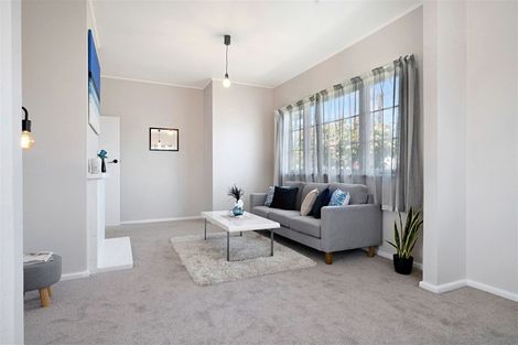 Photo of property in 1/5 Hill Road, Papatoetoe, Auckland, 2025