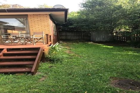 Photo of property in 50b Mirrabooka Avenue, Botany Downs, Auckland, 2010