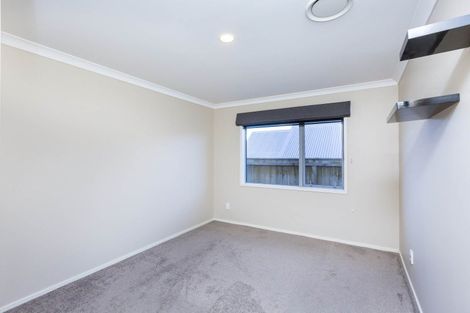 Photo of property in 118 Kirton Drive, Riverstone Terraces, Upper Hutt, 5018