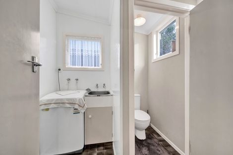 Photo of property in 19 Kapuni Street, Manaia, 4612