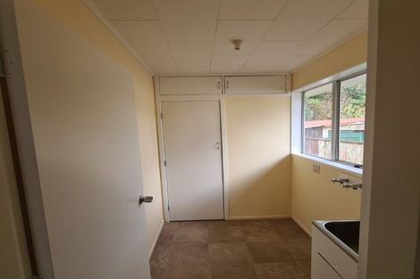 Photo of property in 15 Gillespies Road, Birchville, Upper Hutt, 5018