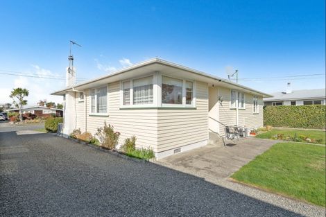 Photo of property in 9 Madden Place, Solway, Masterton, 5810