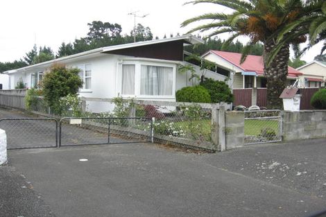 Photo of property in 5 Terrace Street, Aramoho, Wanganui, 4500