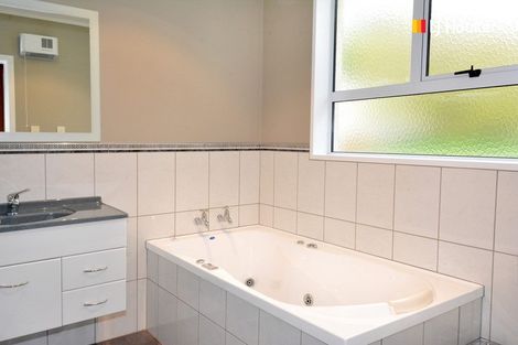 Photo of property in 14 Kenilworth Street, Waverley, Dunedin, 9013