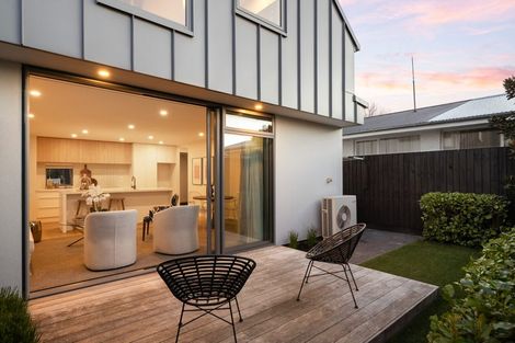 Photo of property in 31 Oxley Avenue, St Albans, Christchurch, 8014