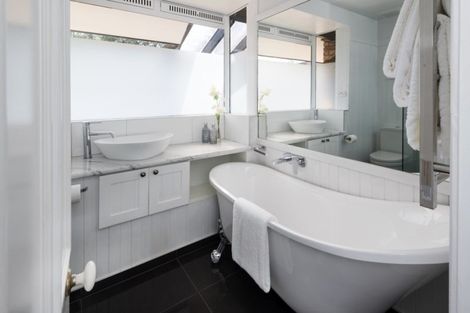 Photo of property in 9 Colleen Court, Cockle Bay, Auckland, 2014