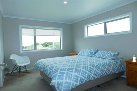 Photo of property in 4 Kakapo Place, Mangawhai, 0505