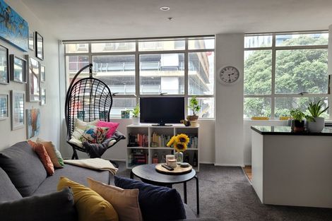 Photo of property in Hume House, 1/152 The Terrace, Wellington Central, Wellington, 6011