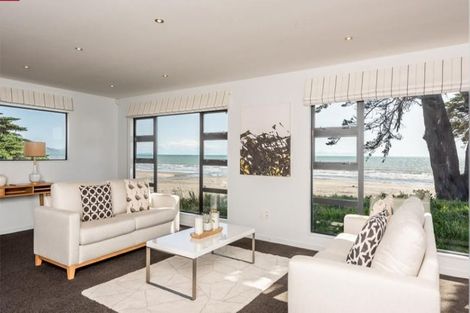 Photo of property in 23 Groves Road, Raumati Beach, Paraparaumu, 5032