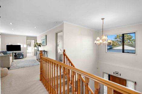 Photo of property in 22a Marvon Downs Avenue, Pakuranga Heights, Auckland, 2010