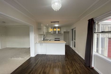 Photo of property in 1/143 Shakespeare Road, Milford, Auckland, 0620